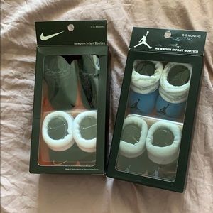 0-6month Nike booties/socks